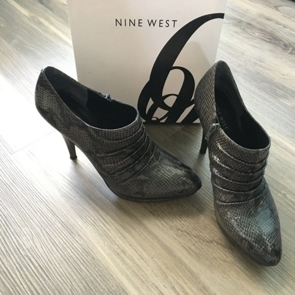 Nine West Shoes - Nine West Cedar Grove Black Booties